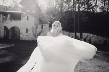 sarışın gelini onu damadı ile