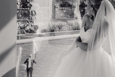 sarışın gelini onu damadı ile