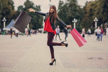 moda alışveriş caddesi