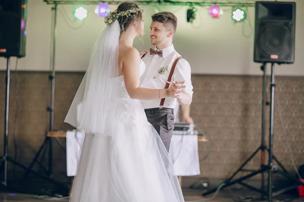 Casamento primeira dança — Fotografia de Stock