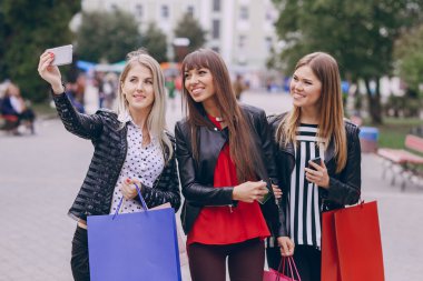 moda alışveriş caddesi