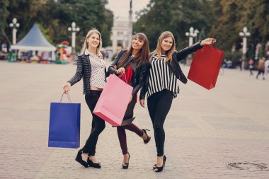 moda alışveriş caddesi