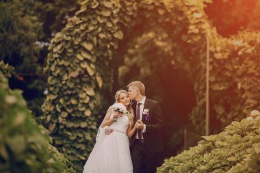 güzel sarışın Düğün çifti