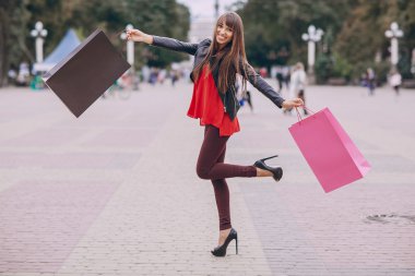 moda alışveriş caddesi