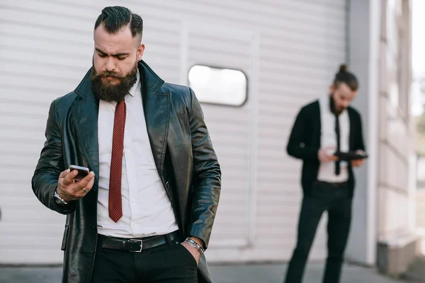 Business man outside — Stock Photo, Image