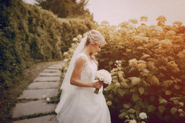 güzel sarışın Düğün çifti