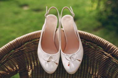 düğün ayakkabıları açık