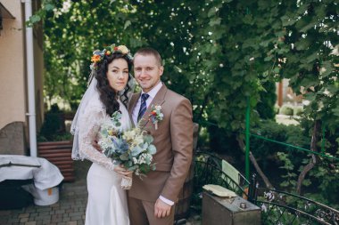 güneşli düğün günü