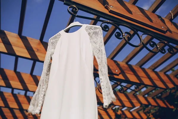 Вишуканий весільну сукню — стокове фото