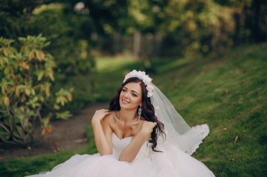 büyülü şenlikli düğün günü