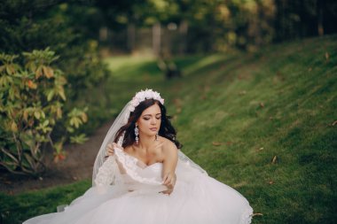 büyülü şenlikli düğün günü