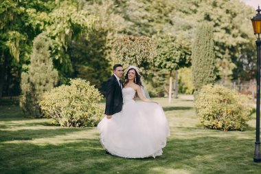 büyülü şenlikli düğün günü