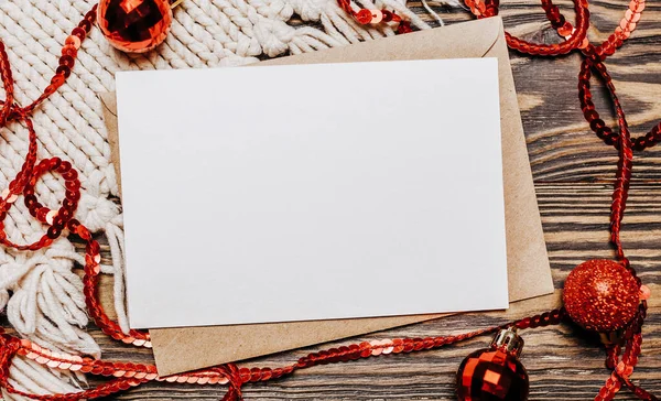 Nota Blanco Sobre Fondo Madera Punto Feliz Navidad Concepto Año —  Fotos de Stock