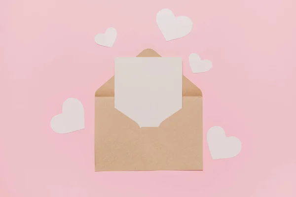Nota Lettera Con Cuore Sfondo Rosa Amore Concetto San Valentino — Foto Stock