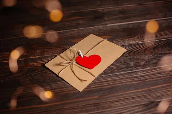 Carta Amor Con Corazón Sobre Fondo Luces Amor Concepto San —  Fotos de Stock