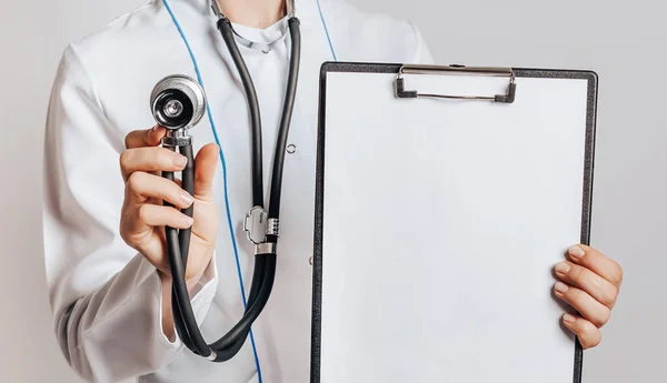 Doctor Mask Stethoscope Documents White Isolated Background — Stock Photo, Image
