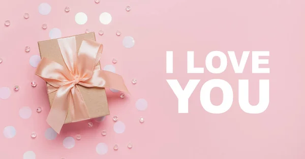 Cadeaux Sur Fond Rose Concept Amour Saint Valentin Avec Texte — Photo