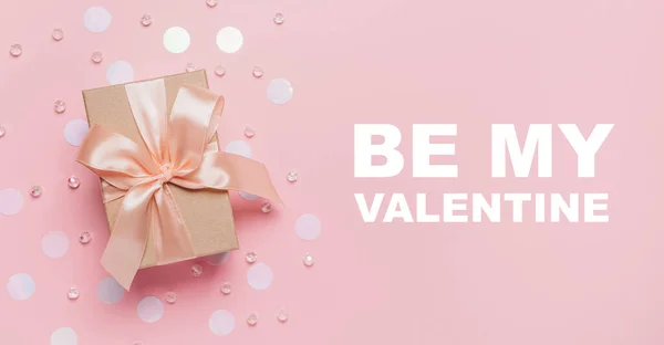 Regalos Sobre Fondo Rosa Amor Concepto San Valentín Con Texto — Foto de Stock