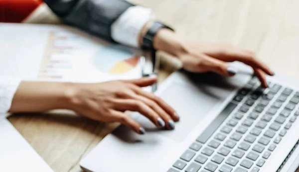 Femme Sur Lieu Travail Dans Bureau Près Bloc Notes Concept — Photo