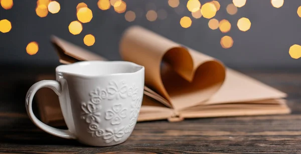 Heart Made Book Sheets Cup Love Valentine Concept Wooden Table — Stock Photo, Image