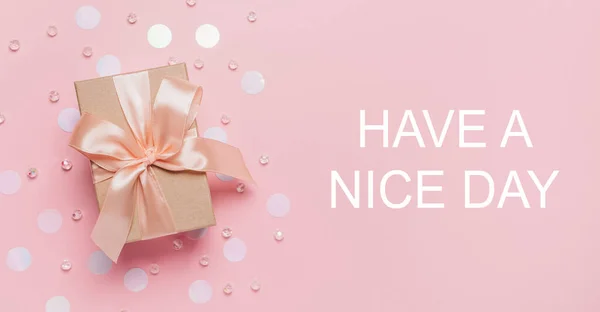 Cadeaus Roze Achtergrond Liefde Valentijn Concept Met Tekst Hebben Een — Stockfoto