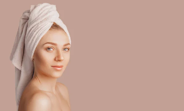 Beautiful Sensual Young Girl Clean Skin Beige Background Mockup Topless — Stock Photo, Image