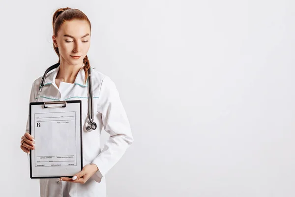 Medical Documents Doctor Stethoscope Hospital Girl Folder Nurse Hold Patient — Stock Photo, Image