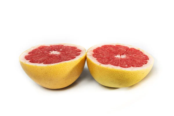 Grapefruit in zwei Hälften geteilt — Stockfoto