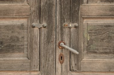 eski ahşap kapı