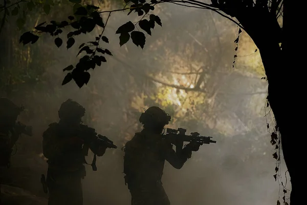 Guardas Exército Dos Estados Unidos Durante Operação Militar Fumaça Fogo — Fotografia de Stock