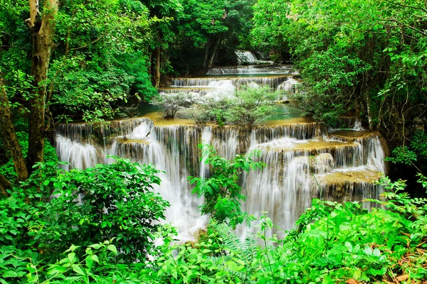 Fourth floor of Huay Mae Kamin Waterfall, Khuean Srinagarindra N — Stock Photo, Image