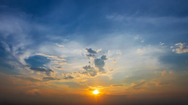 Vue aérienne de Bangkok au coucher du soleil — Photo