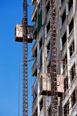 Yüksek binalar inşa için saç tüyler.