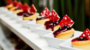 Renkli kek - düğün pastası