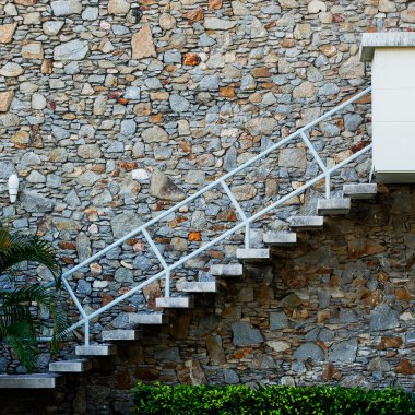 Merdiven taş duvar