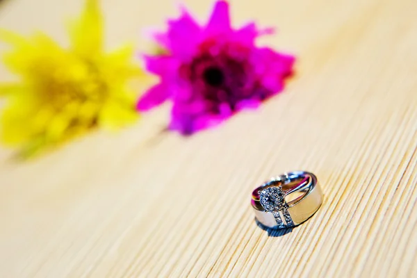 Wedding ring. — Stock Photo, Image