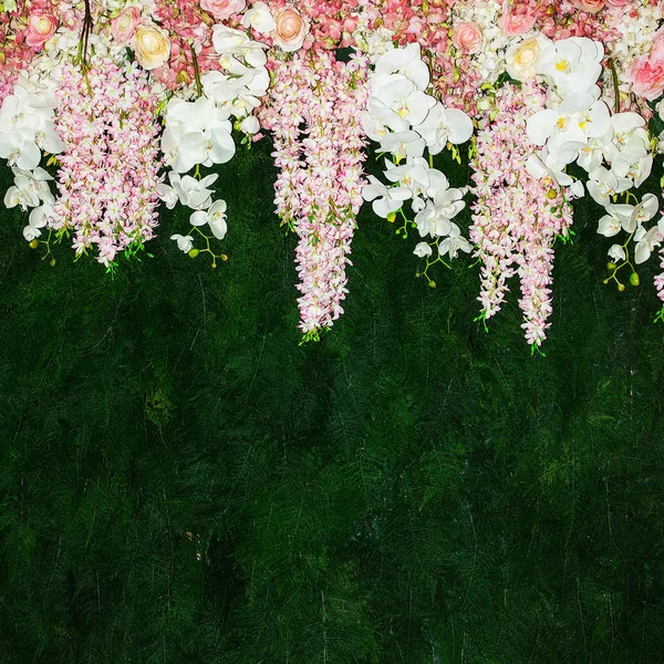 婚礼上美丽的花朵背景 — 图库照片