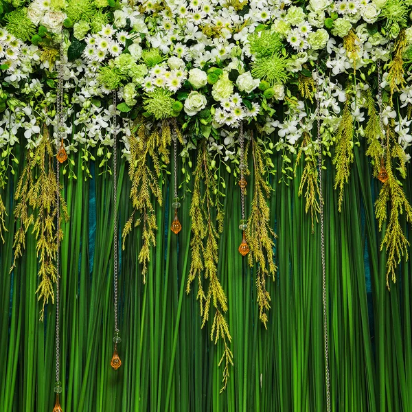 Beautiful flowers background for wedding scene — Stock Photo, Image