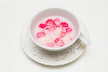 Tay tatlı, yakut kırmızı yapışkan un coco truffle ile doldurulmuş