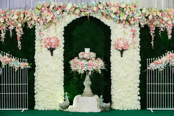 Květiny pro svatební scénu pozadí — Stock fotografie