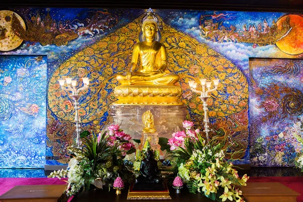 Bellissimo Buddha d'oro in Thailandia — Foto Stock