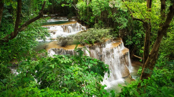The fourth level of Huai Mae Kamin Waterfall in Kanchanaburi,Tha — Stock Photo, Image