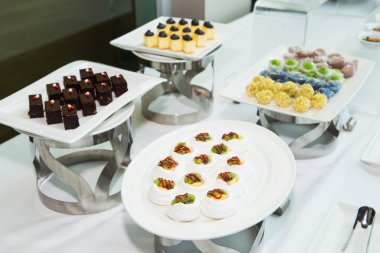 Meyve büfesi doğrultusunda yapılan Tayland tatlısı.