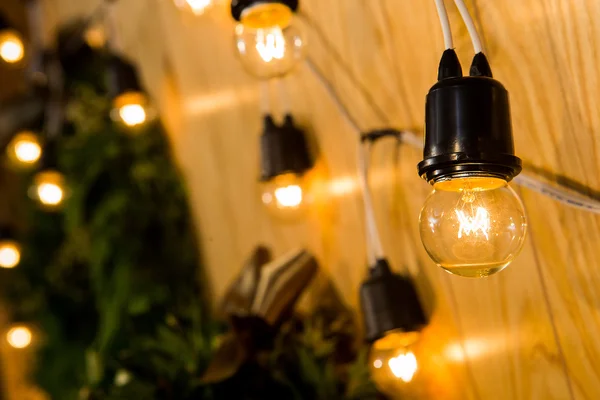 Gyönyörű retro luxus lámpa dekoráció izzó — Stock Fotó