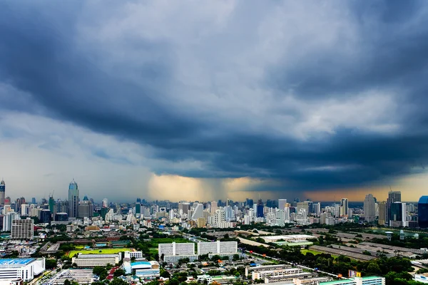 Bangkok widok na pochmurne i deszczowe dni. — Zdjęcie stockowe