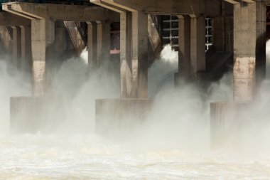 Su Nehri üzerindeki Hidroelektrik Santrali üzerinde sıfırlama