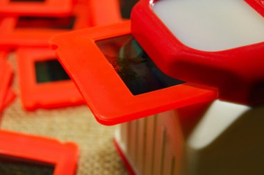 Vintage slayt projektörü ve slayt filmleri