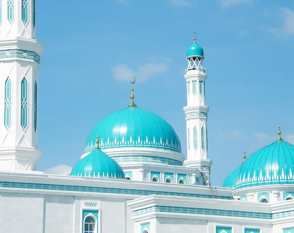 Magnificent dome of the mosque in Karaganda — Stock Photo, Image