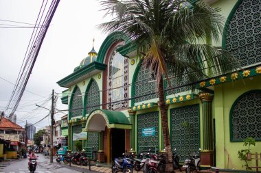 Jakarta, Endonezya - 18 Ocak 2026: Bojong Raya 'daki Mescidi Cemi el-İttihadiyah mimarisi.