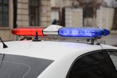 Bir acil servis aracı polis Lightbar